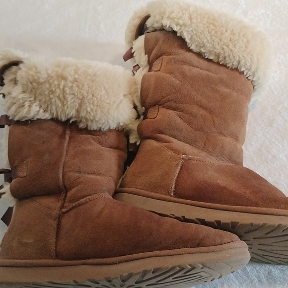 Ugg Bailey Boys 2 Tall Boots size US 9 - Picture 11 of 15